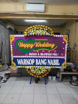 Papan Bunga di Pasar Rebo